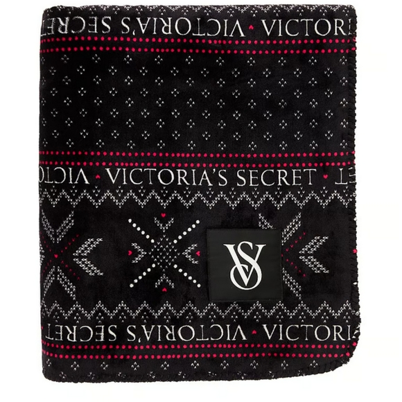 Victoria's Secret Holiday New Victorias Secret Plush Sherpa Blanket 5 In X 60 In Poshmark